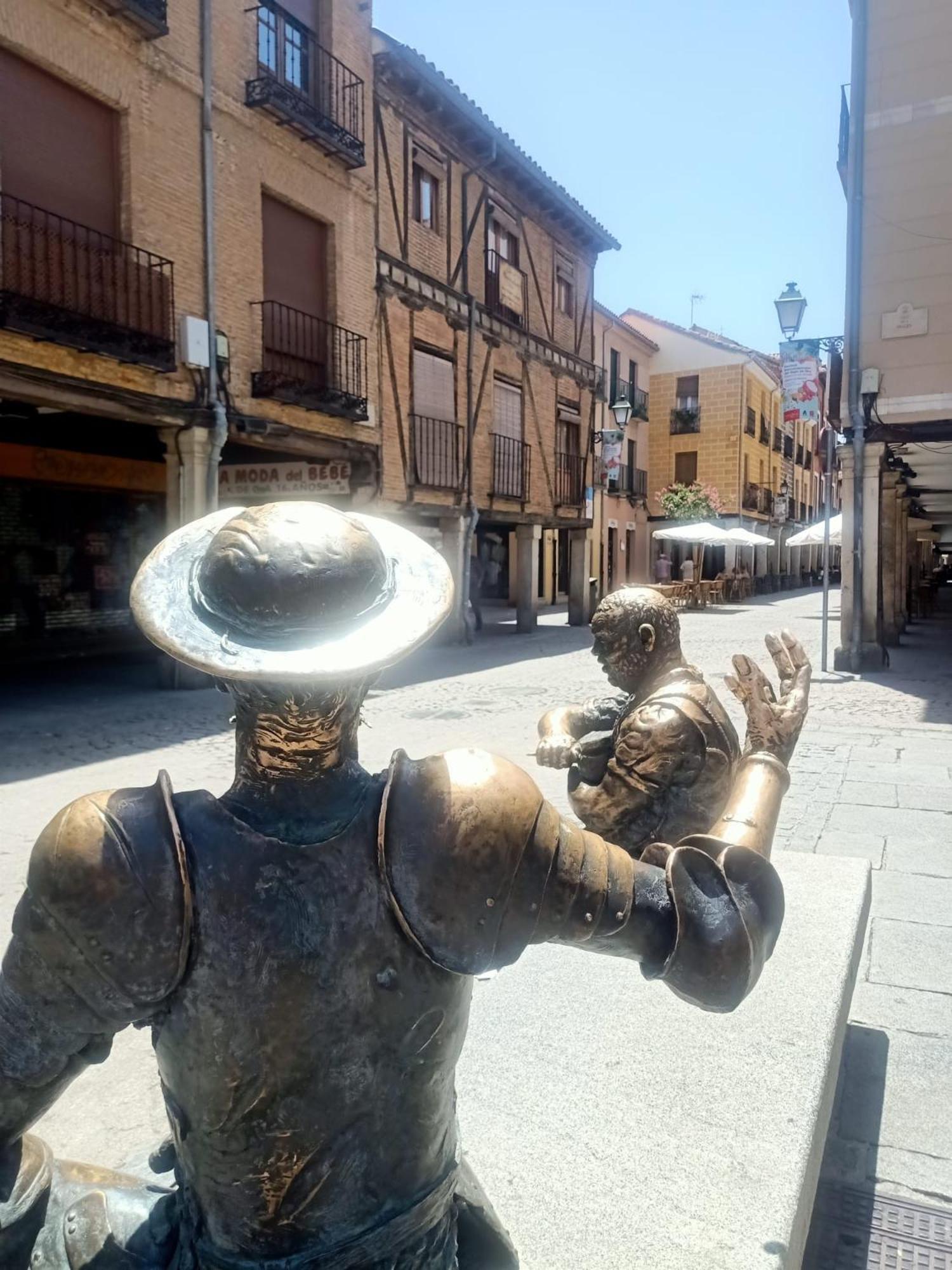 Casa De Huespedes Vecinodecerbantes Hotell Alcalá de Henares Exteriör bild